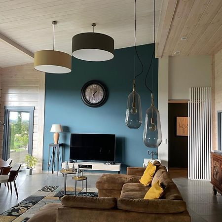 Maison Ecologique De Qualite Superieure มงฟลองแกง ภายนอก รูปภาพ